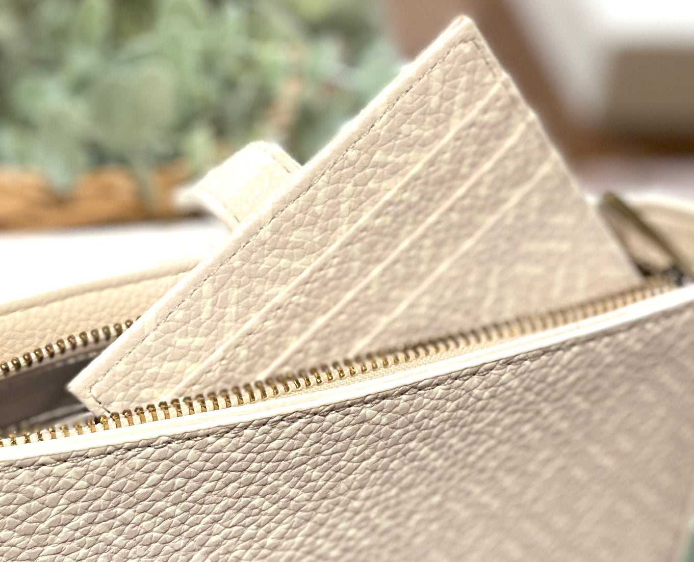 Pipol, Stile Cardholder - Raid Near White