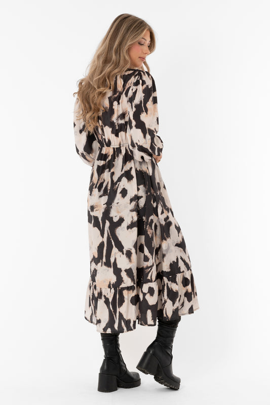 Arwen Dress Black/Champagne – klänningar från Capri Collection