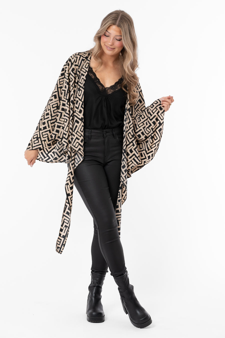 Giovanna Blouse Jacket Black/Sand/Gold – toppar från Capri Collection