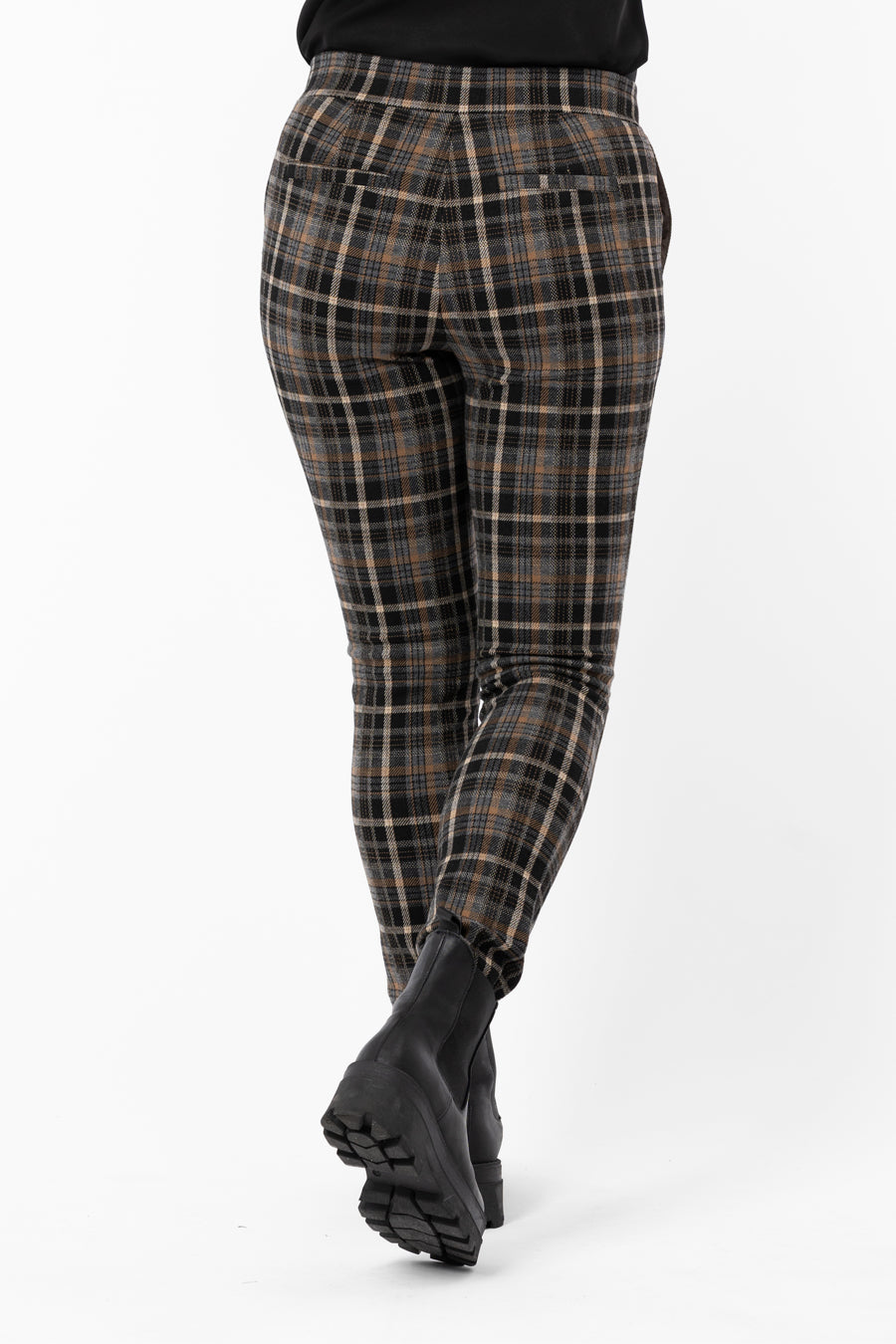 Harvey Pants Black/Fudge/Grey – byxor från Capri Collection
