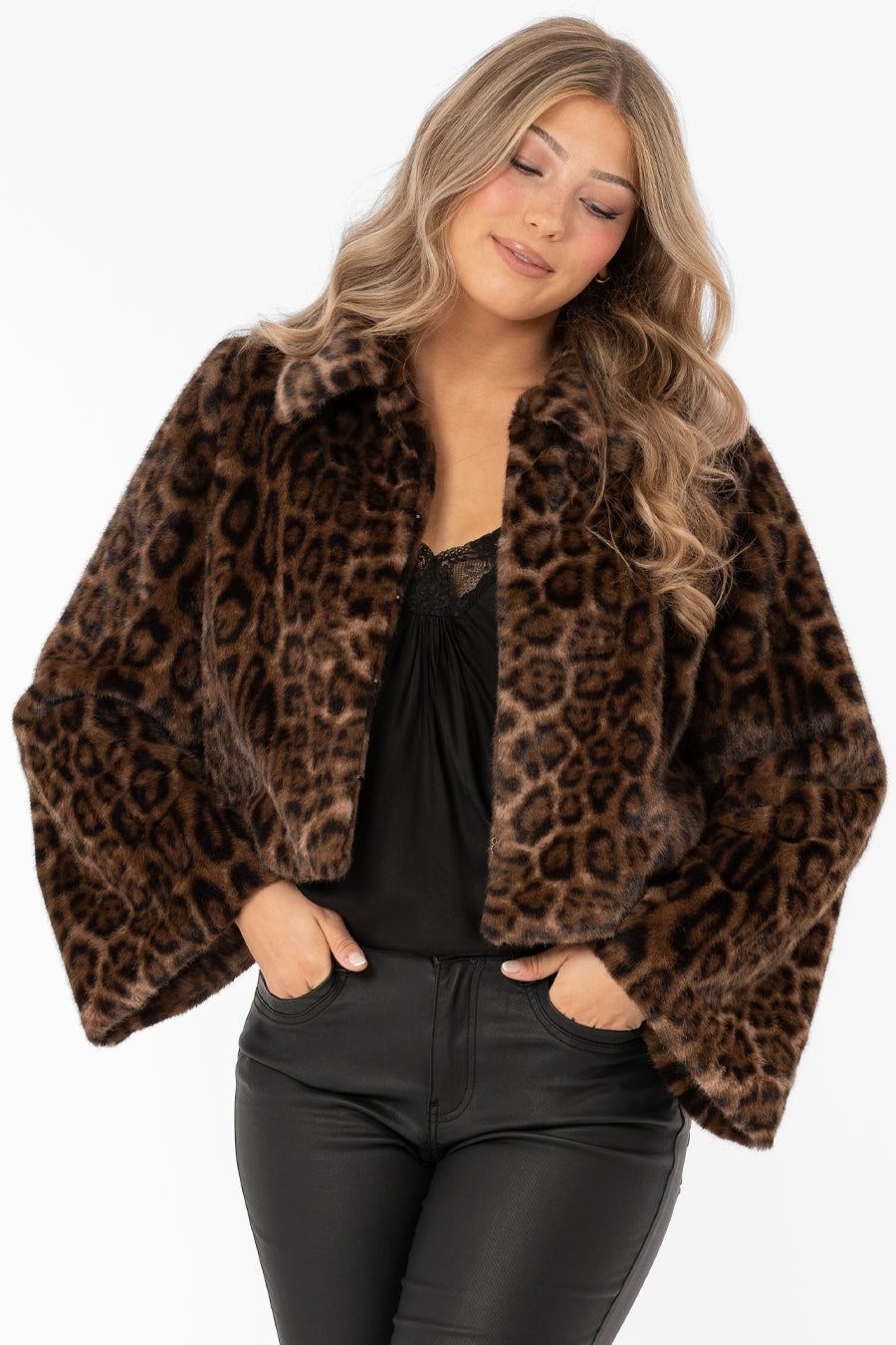 Minou Fur Jacket Chestnut/Black – ytterplagg från Capri Collection