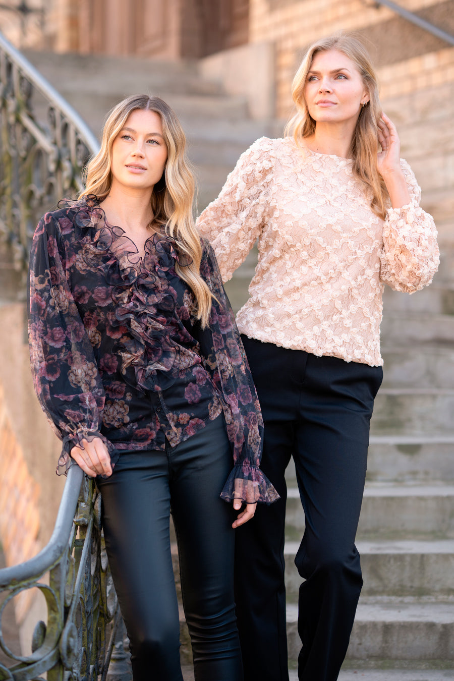 Isolde Blouse Rose Champagne – toppar från Capri Collection