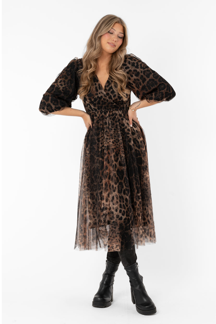 Priscilla Tulle Dress Hazel/Black – klänningar från Capri Collection