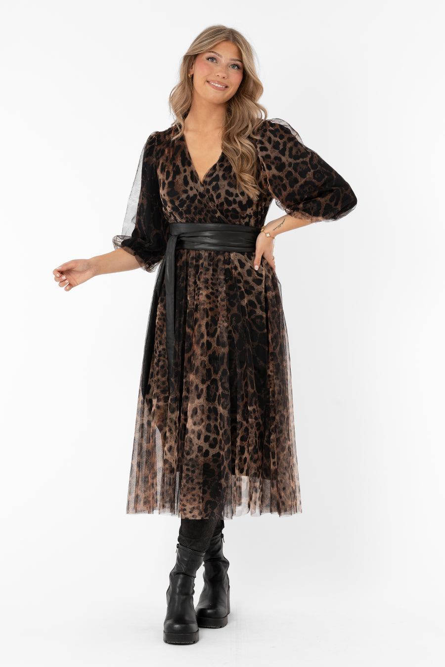 Priscilla Tulle Dress Hazel/Black – klänningar från Capri Collection