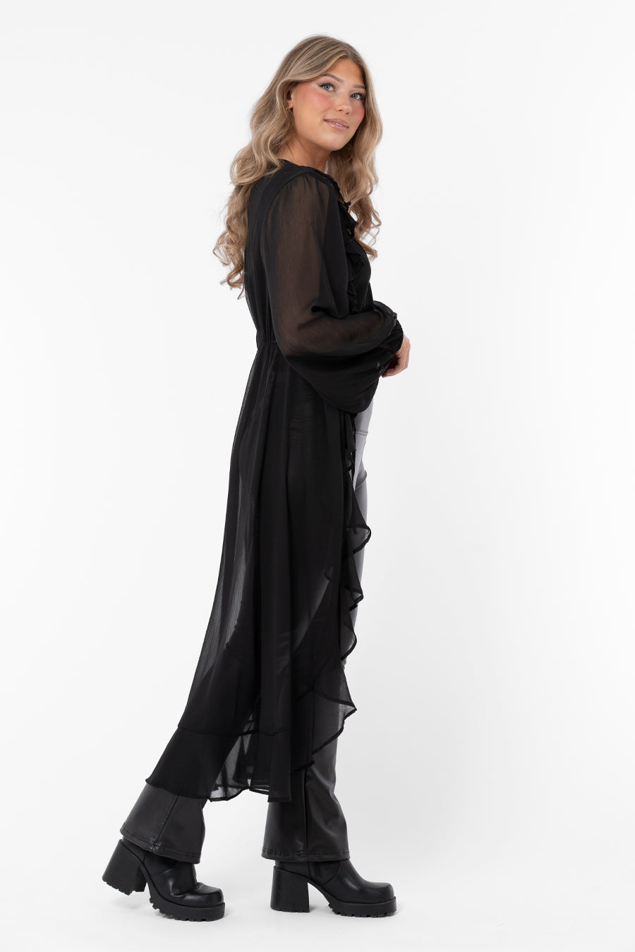 Valentina Kaftan Black – toppar från Capri Collection